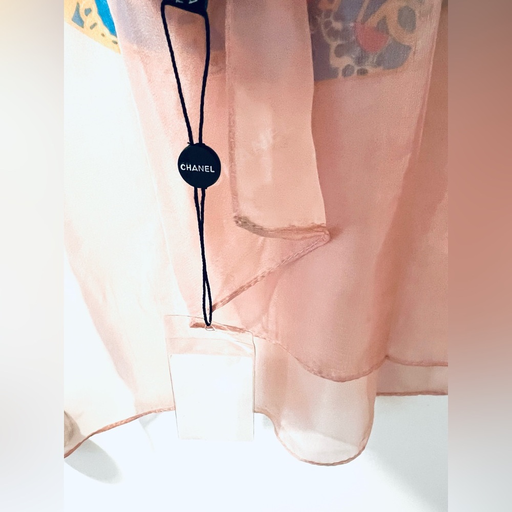 CHANEL Vintage Scarf - Picture 5 of 6